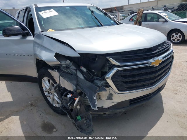 Chevrolet Traverse Ls 2018 1GNERFKWXJJ126109 Image 11