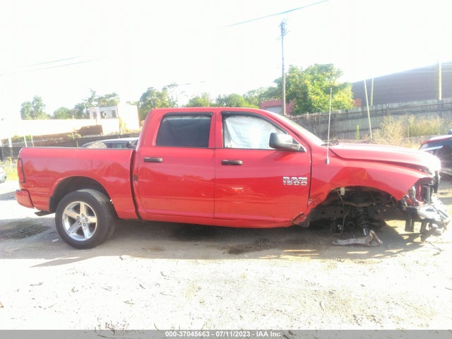 1C6RR7KG5FS560276 RAM 1500 Express