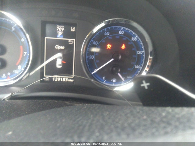 Toyota COROLLA SE 2017 5YFBURHE4HP683999 Image 13