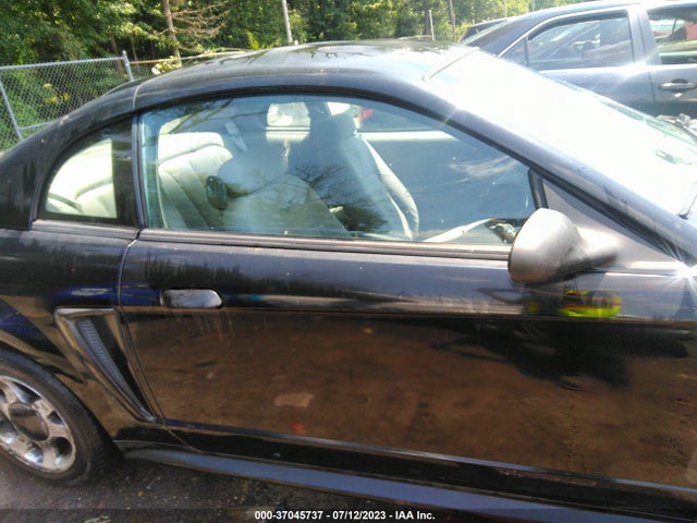 1999 FORD MUSTANG VIN: 1FAFP4049XF138424