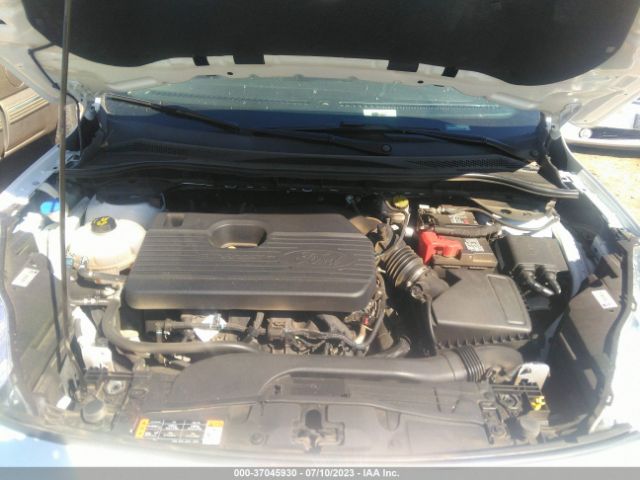 1FMCU9J94LUB15812 Ford Escape Titanium