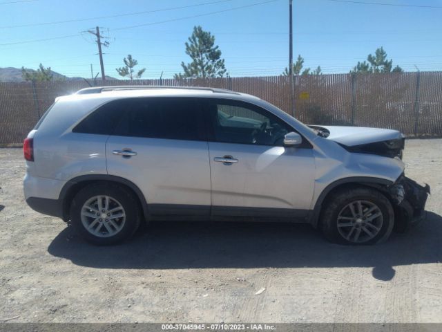 5XYKTDA75FG562319 KIA SORENTO LX