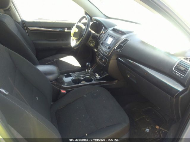 5XYKTDA75FG562319 KIA SORENTO LX
