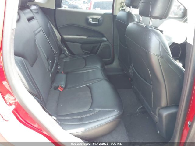 3C4NJDBB3JT261961 Jeep Compass Latitude