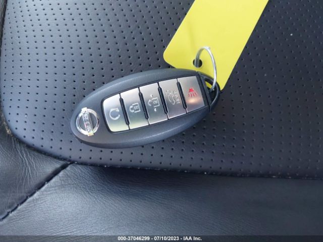 JN8AY2NC2L9622017 Nissan Armada Sl