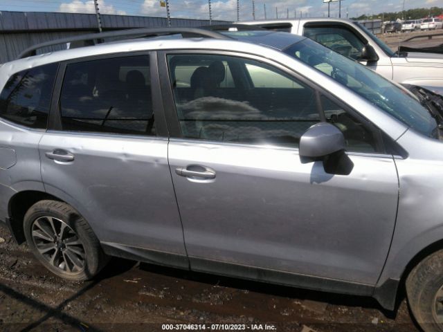 JF2SJGEC8HH469949 Subaru Forester Premium