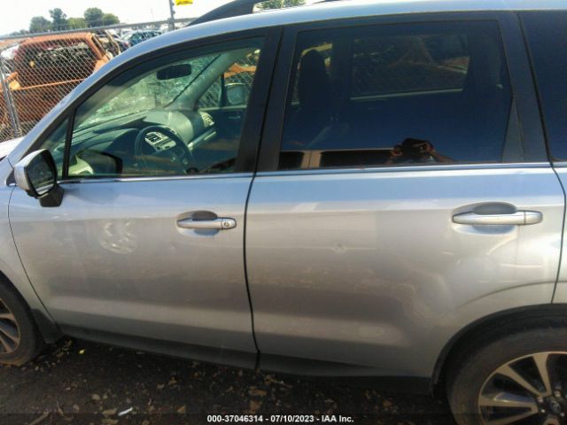 JF2SJGEC8HH469949 Subaru Forester Premium