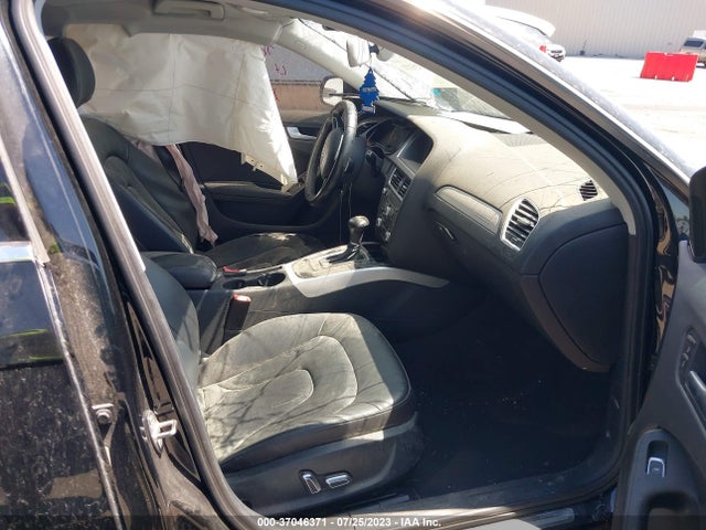 WAUBFAFLXFN016861 Audi A4 PREMIUM