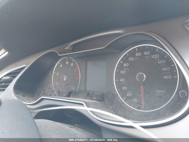 WAUBFAFLXFN016861 Audi A4 PREMIUM