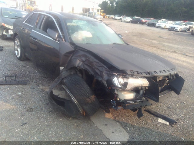 2013 CHRYSLER 300 SRT VIN: 2C3CCAFJXDH609032