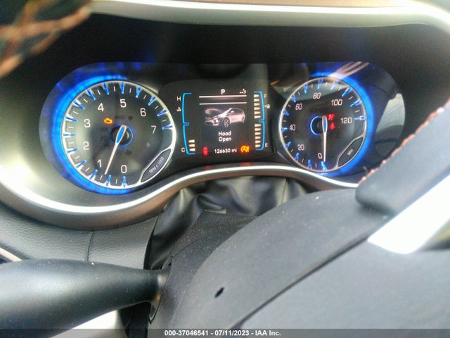 2C4RC1BG5HR809946 Chrysler Pacifica Touring-l