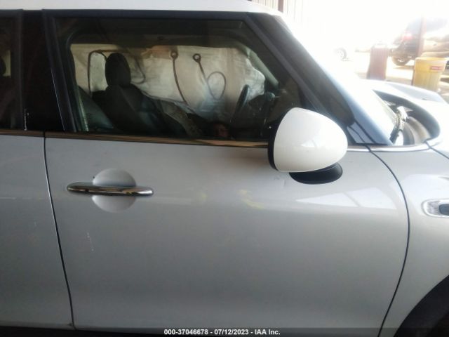 WMWXU1C53J2F79359 Mini Hardtop 4 Door Cooper