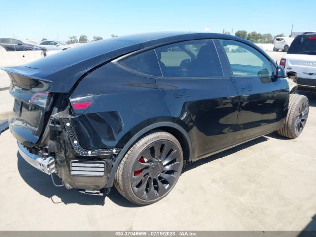 7SAYGDEF5NF572602 Tesla Model Y Performance