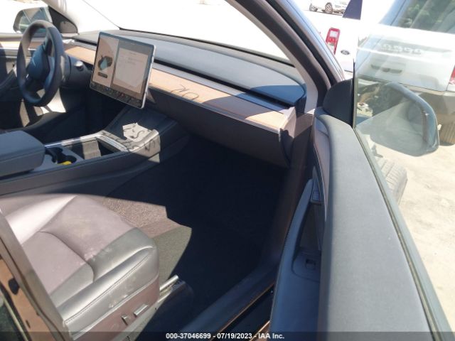 7SAYGDEF5NF572602 Tesla Model Y Performance