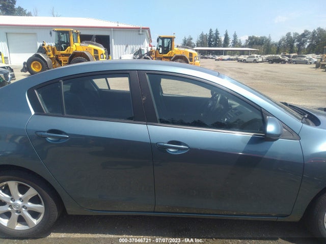 2011 MAZDA MAZDA3 I TOURING VIN: JM1BL1VG7B1398347
