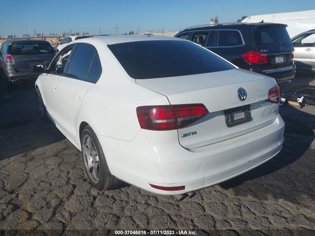3VW267AJ3GM390815 Volkswagen Jetta Sedan 1.4t S
