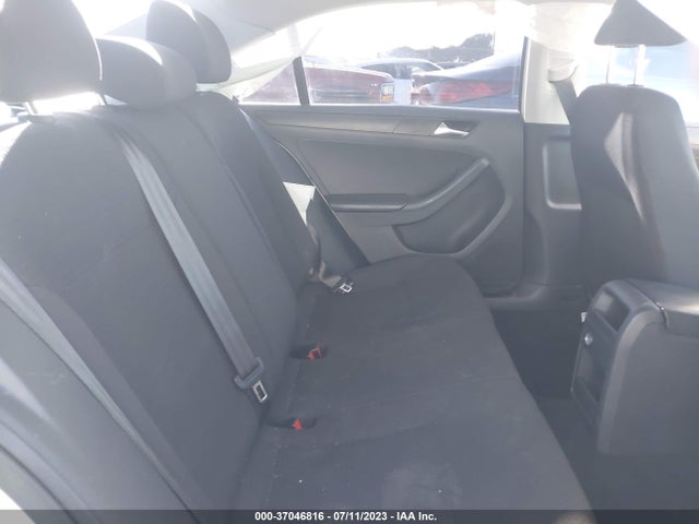 3VW267AJ3GM390815 Volkswagen Jetta Sedan 1.4t S