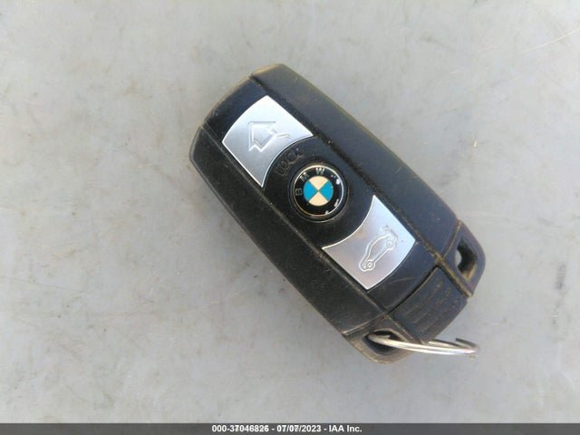 2011 BMW 3 SERIES 328I VIN: WBAPH5G51BNM82003