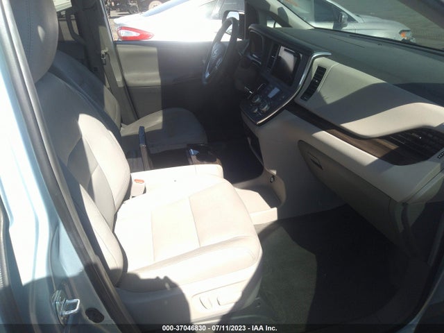 Toyota Sienna Xle Auto Access 2017 5TDYZ3DC2HS839722 Image 5