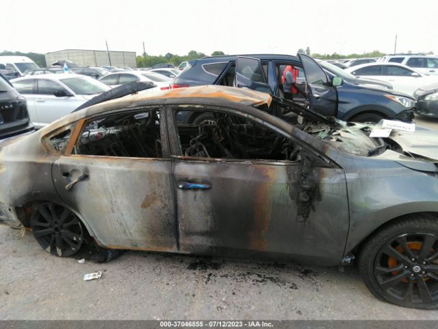 1N4AL3AP1HC215542 Nissan Altima 2.5 Sr