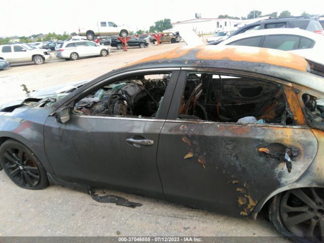 1N4AL3AP1HC215542 Nissan Altima 2.5 Sr