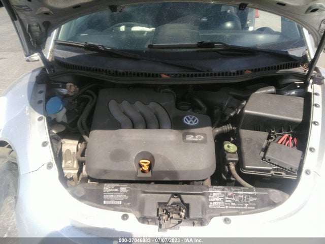 2001 VOLKSWAGEN NEW BEETLE GLS VIN: 3VWCK21C01M428643