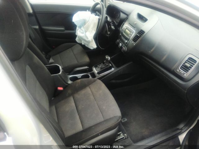 3KPFK4A72HE115063 KIA FORTE LX