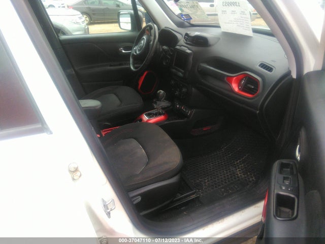 ZACCJBCB6JPG76967 Jeep Renegade Trailhawk