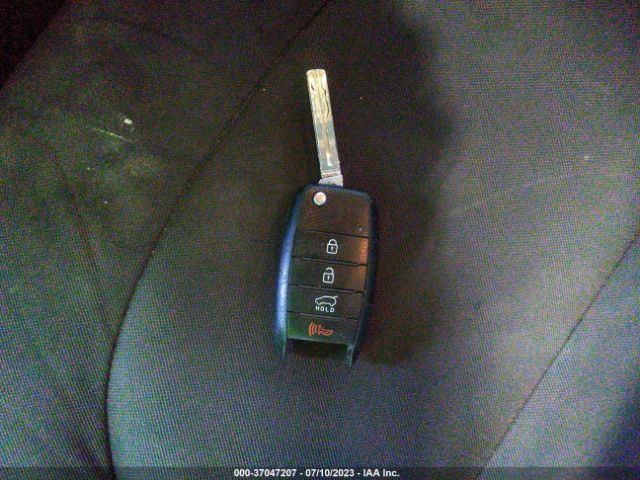 KNDJN2A22F7793805 KIA Soul Base