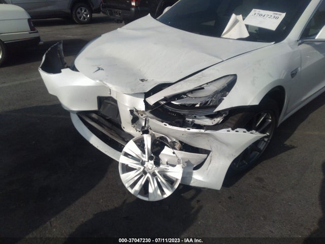 Tesla Model 3 Long Range 2020 5YJ3E1EB8LF651719 Image 13