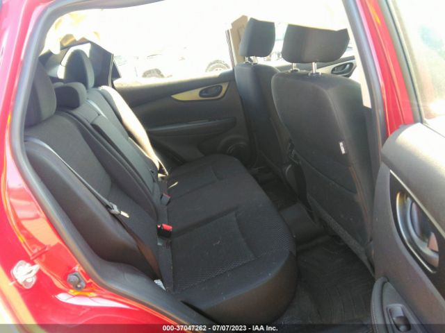 JN1BJ1CR1JW268837 Nissan Rogue Sport S