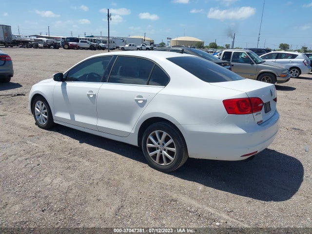 3VWD07AJ6EM364118 Volkswagen Jetta Sedan Se W/connectivity/sunroof
