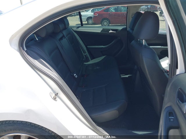 3VWD07AJ6EM364118 Volkswagen Jetta Sedan Se W/connectivity/sunroof
