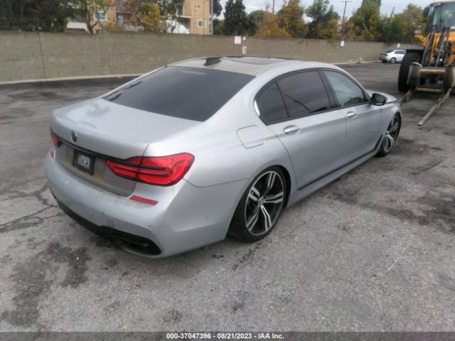 WBA7E2C52JB216292 BMW 7 Series 740i