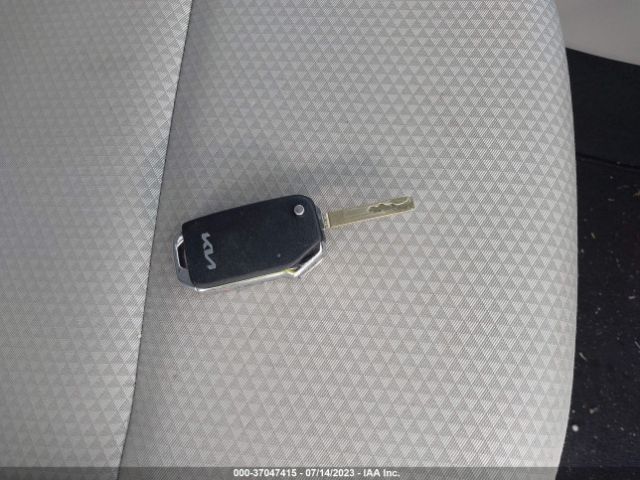KNDJ23AU5N7166160 KIA SOUL LX