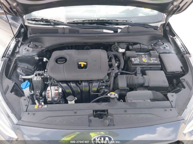 3KPF24AD7ME360005 KIA Forte Lxs