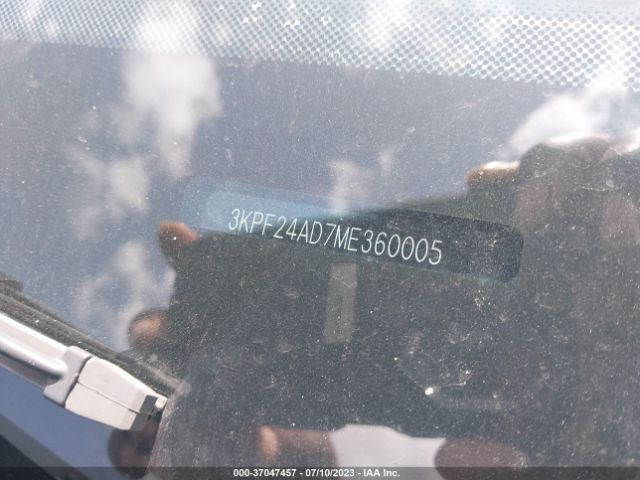 3KPF24AD7ME360005 KIA Forte Lxs