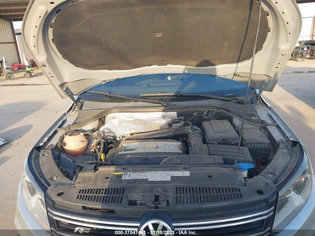 WVGAV7AXXGW503595 Volkswagen Tiguan R-line