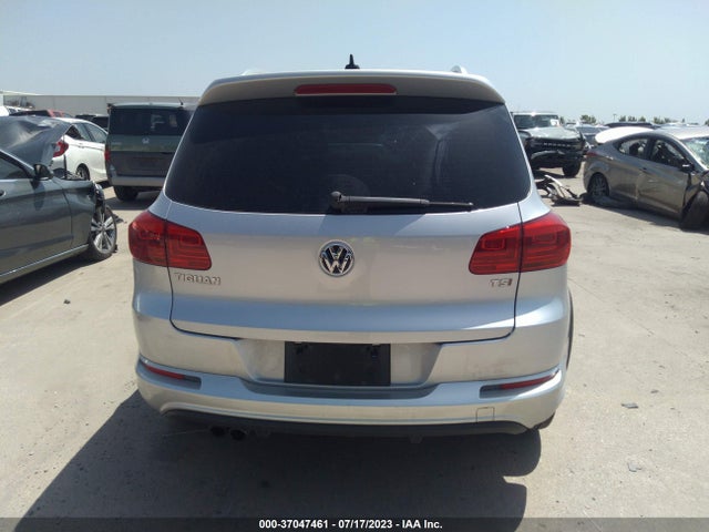 WVGAV7AXXGW503595 Volkswagen Tiguan R-line