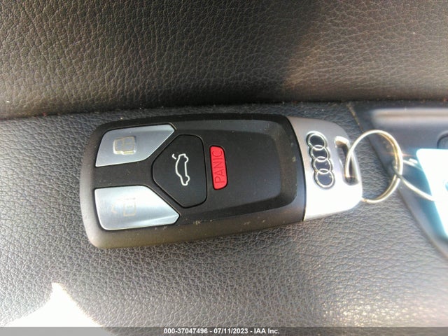 WA1LAAF71JD018130 Audi Q7 Premium Plus