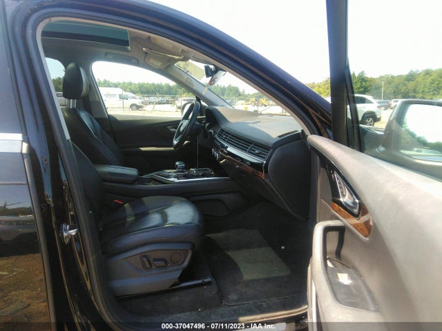 WA1LAAF71JD018130 Audi Q7 Premium Plus