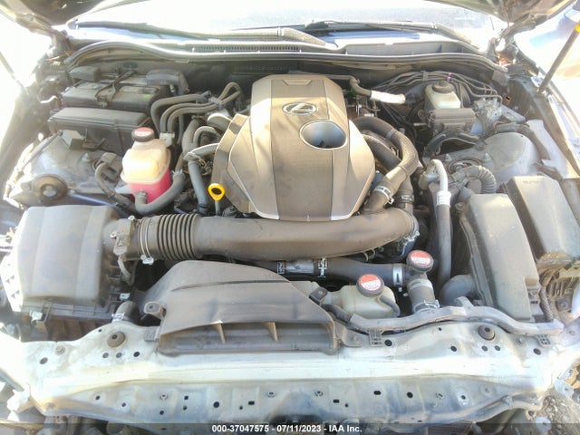 JTHBA1D2XG5022414 Lexus IS 200T