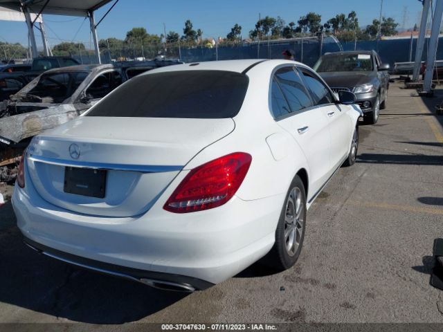 55SWF4JB3GU105089 Mercedes-Benz C-class C 300