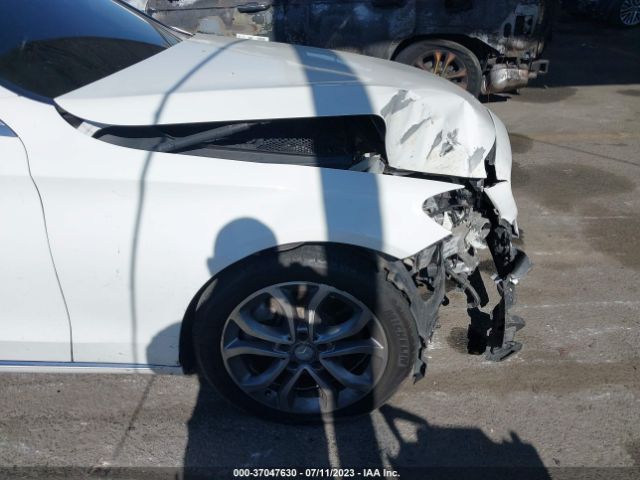 55SWF4JB3GU105089 Mercedes-Benz C-class C 300