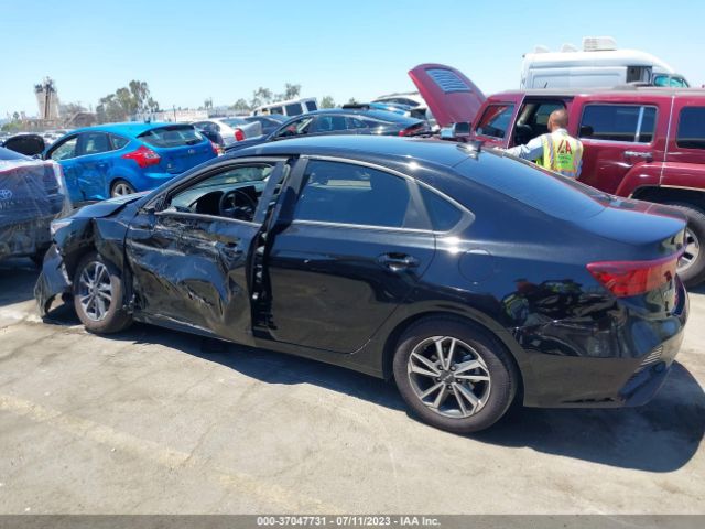 3KPF24AD6PE603615 KIA Forte Lxs