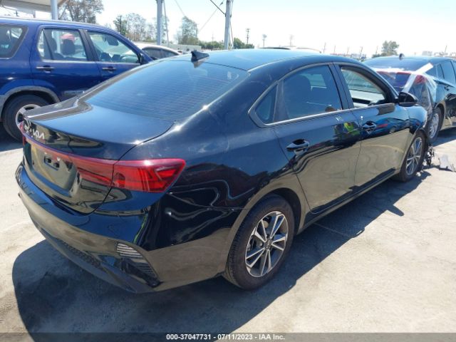 3KPF24AD6PE603615 KIA Forte Lxs