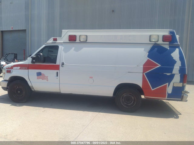 2013 FORD ECONOLINE CARGO VAN COMMERCIAL/RECREATIONAL VIN: 1FDSS3ES8DDB35333