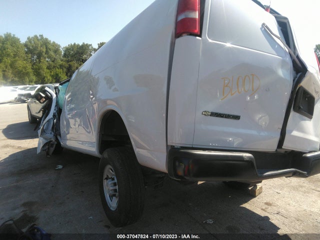 Chevrolet EXPRESS CARGO VAN 2023 1GCWGBFP8P1111311 Image 3