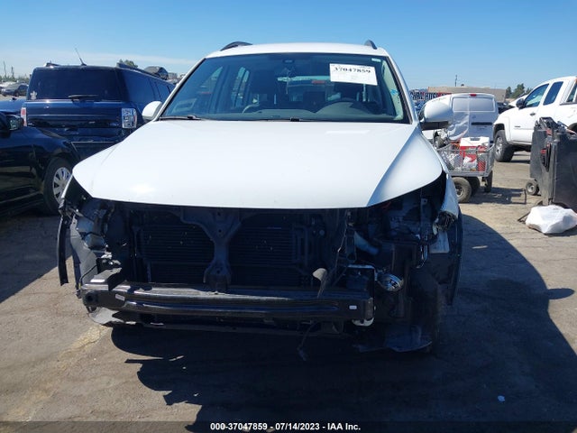WVGAV7AX4HK028034 Volkswagen TIGUAN