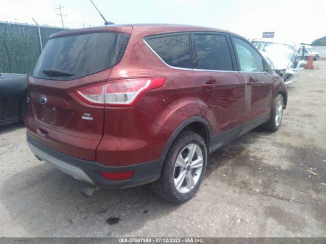 1FMCU9GX5EUC28788 Ford ESCAPE SE